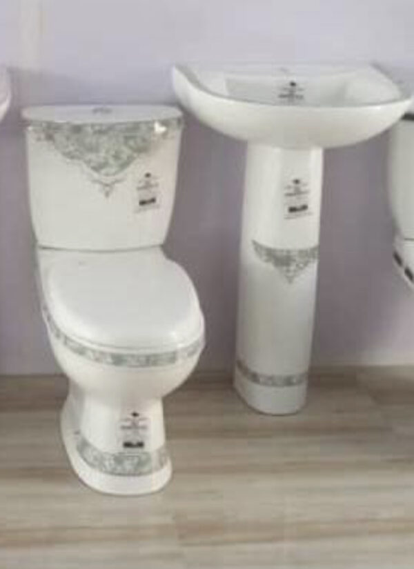 England Medium Designer Water Closet in Green-D - Model BT-CC09-02