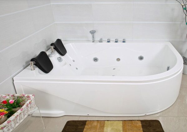 180x120 Whirlpool Acrylic Jacuzzi P40