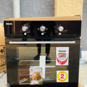 Built-In Electric and Gas Oven