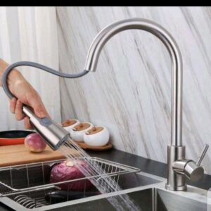 Pullout tap