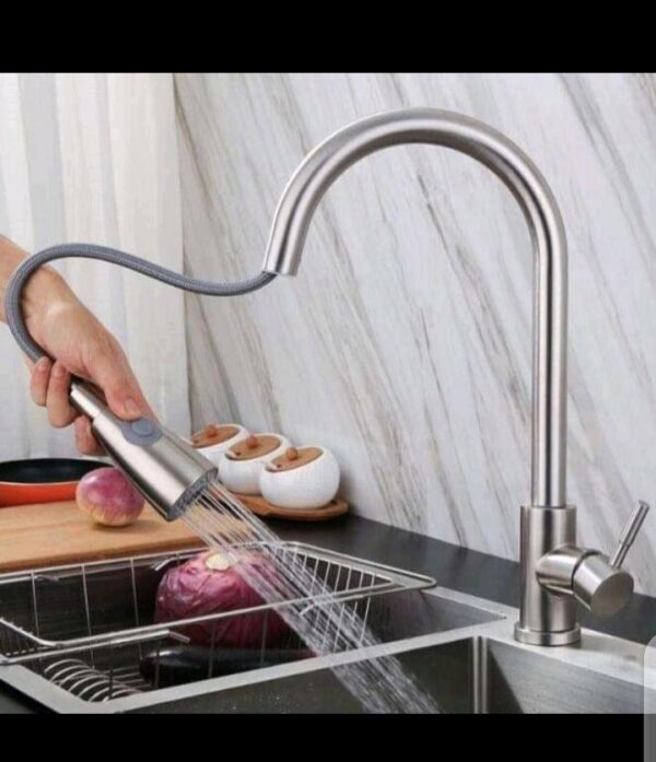 Pullout tap