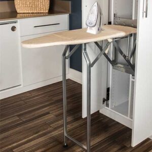 Ironing table