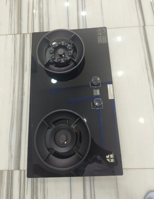 Inbuilt 2 burner with timer and moveable pot sitter
